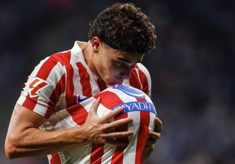 hth-跟队:马竞开始谈小蜘蛛续约,球员在马德里很开心也愿意留队