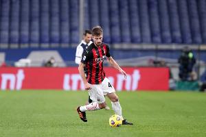 华体会主页-加比亚:米兰更衣室非常失望 没创造出太多机会这是全队的责任