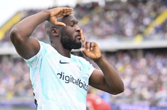 hth-卢卡库结束30轮运动战球荒，场外也成为反歧视榜样