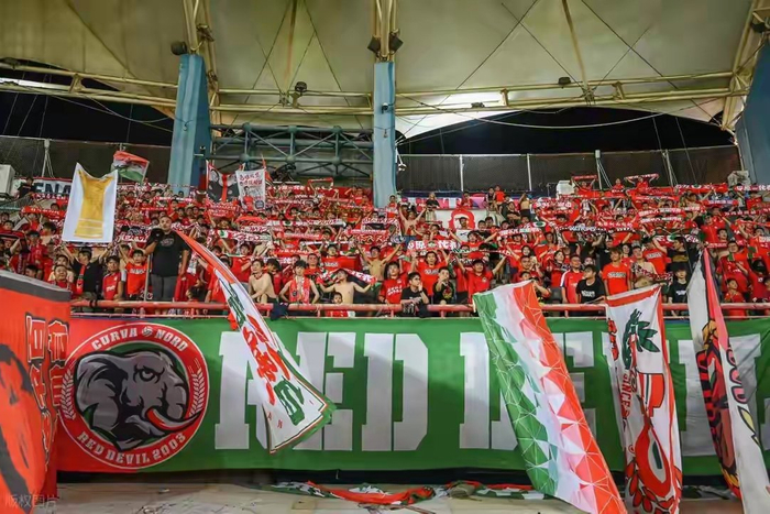 华体会主页-河南队新签“袖珍飞翼”，身高1米54的他凭啥打动主帅？|新疆|吾斯曼|内马尔·达·席尔瓦|内马尔|斯曼_新浪体育_新浪新闻