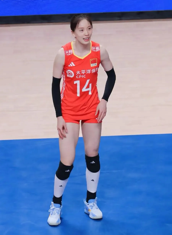 华体会服务平台-小清新圆满谢幕！郑益昕：从颜值出圈到冠军傍身，退役赴新程|副攻|福建女排|中国女排|全运会|世联赛_新浪体育_新浪新闻